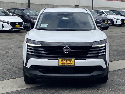 New 2026 Nissan Kicks SV image 6