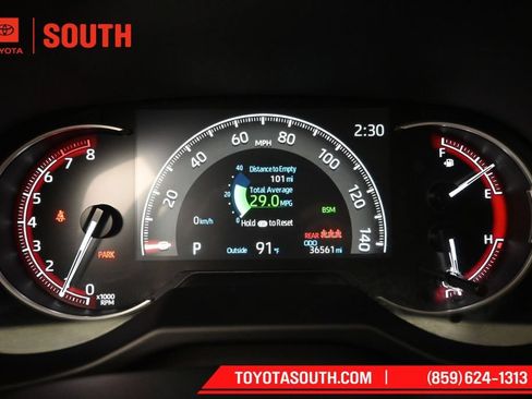 Used 2025 Toyota RAV4 XLE AWD/4WD image 12
