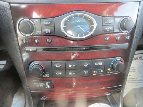 Used 2014 INFINITI Q60 Convertible w/ Premium Package image 15