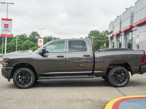 New 2026 RAM 2500 Tradesman AWD/4WD image 4