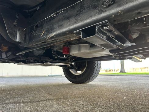 Used 2007 GMC Sierra 2500 SLE w/ Z71 Off-Road Package image 45