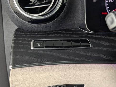 Used 2020 Mercedes-Benz E 450 4MATIC Sedan image 35