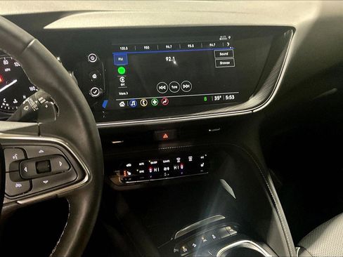 Certified 2023 Buick Envision Essence image 6