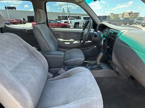 Used 2001 Toyota Tacoma PreRunner RWD image 26