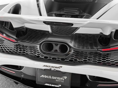 Used 2026 McLaren 750S RWD image 48