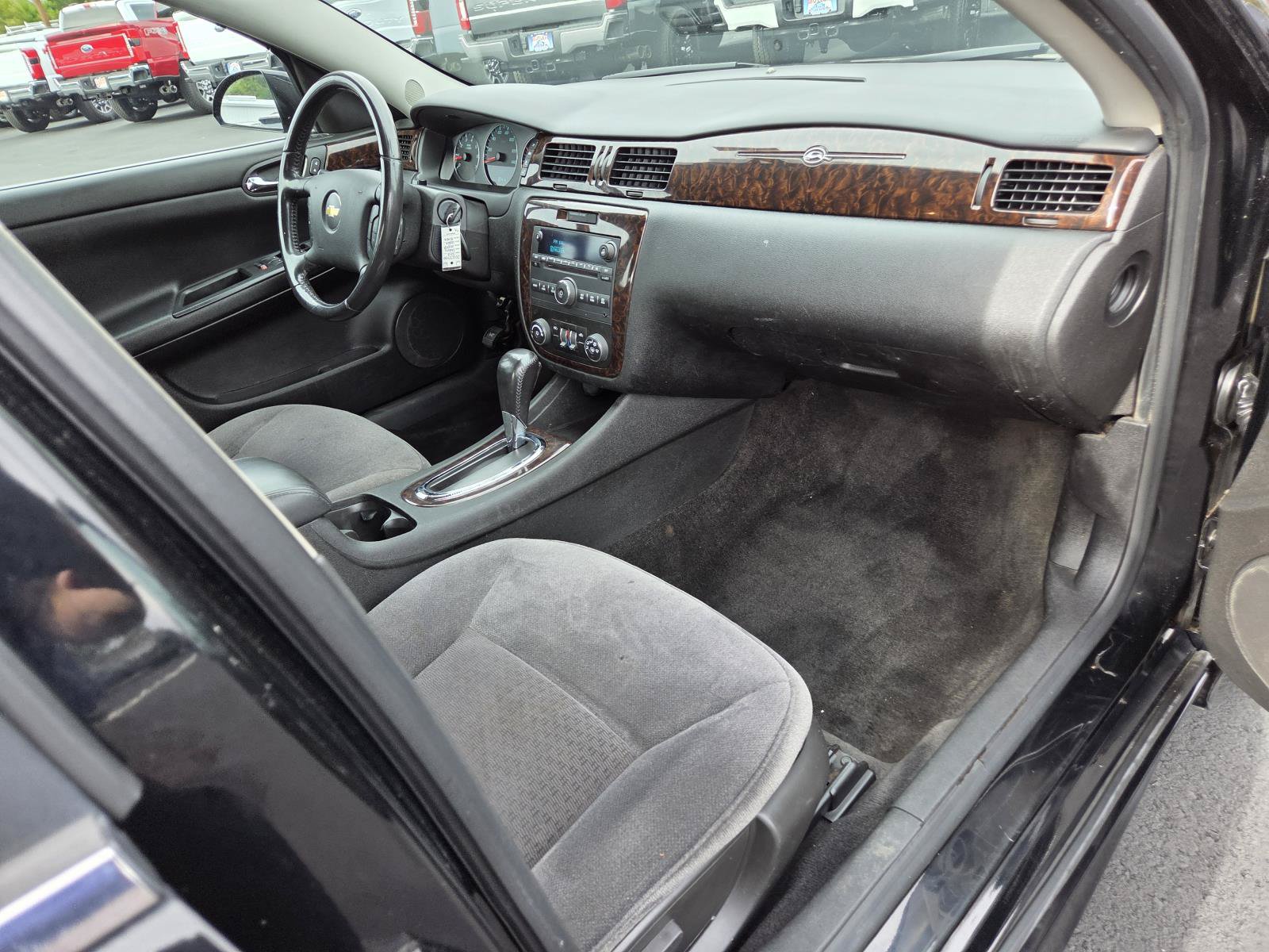 Used 2013 Chevrolet Impala LT FWD image 21