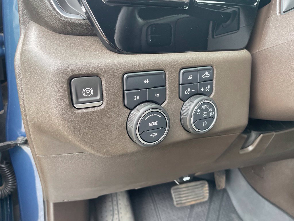 Used 2024 Chevrolet Silverado 3500 LT w/ Texas Edition AWD/4WD image 29