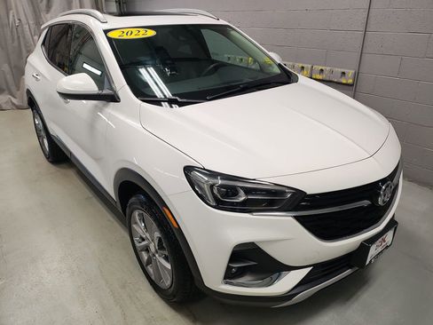 Used 2022 Buick Encore GX Essence w/ Experience Buick Package image 5