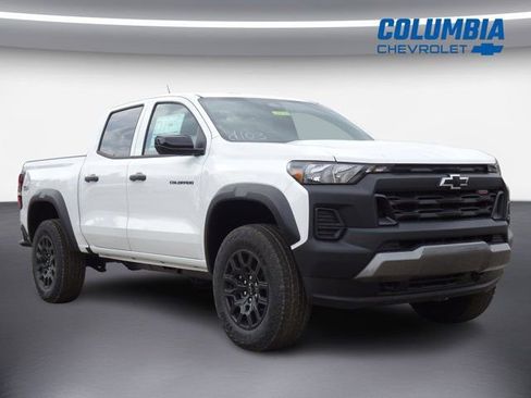 New 2026 Chevrolet Colorado Trail Boss AWD/4WD image 1