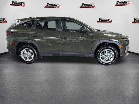 Used 2026 Hyundai Tucson SE AWD/4WD image 4