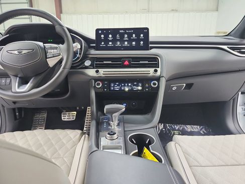 Used 2025 Genesis G70 3.3T Advanced w/ Sport Prestige Package RWD image 28