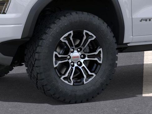 New 2025 GMC Canyon AT4 w/ Technology Plus Package image 9
