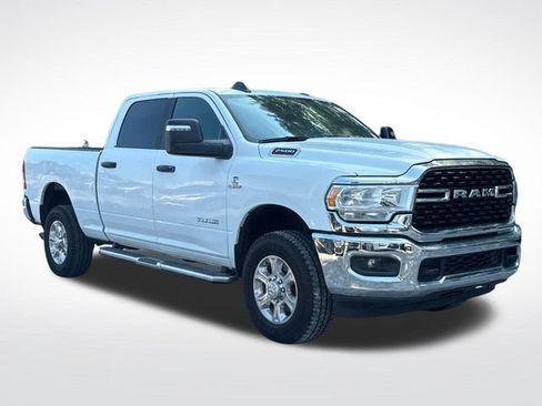 Used 2024 RAM 2500 Big Horn AWD/4WD image 9