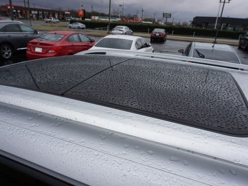 Used 2018 Volkswagen Atlas Launch Edition image 11