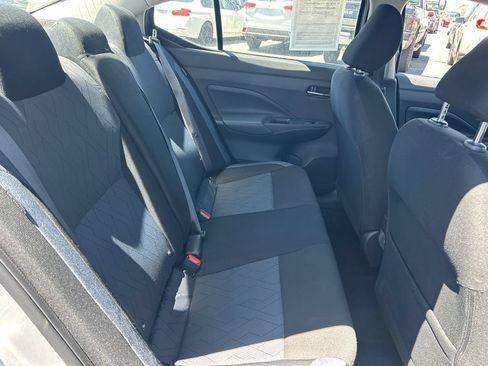Used 2025 Nissan Versa SV FWD image 28