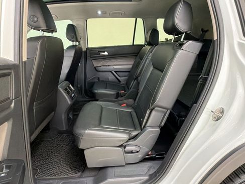 Used 2021 Volkswagen Atlas SEL FWD image 22