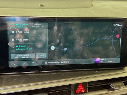 Used 2024 Kia Sorento S FWD image 11