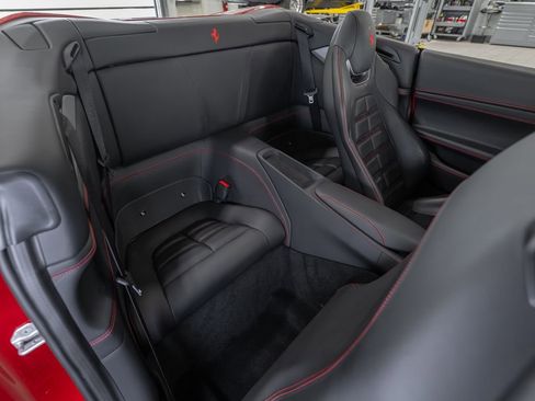 Certified 2022 Ferrari Portofino M RWD image 17