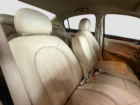 Used 2007 Buick Lucerne CXL w/ Driver Confidence Package FWD image 23
