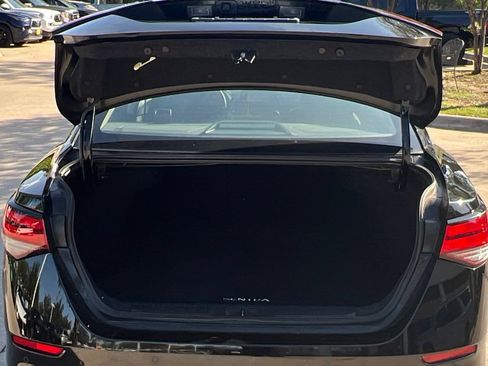 Used 2025 Nissan Sentra S FWD image 5