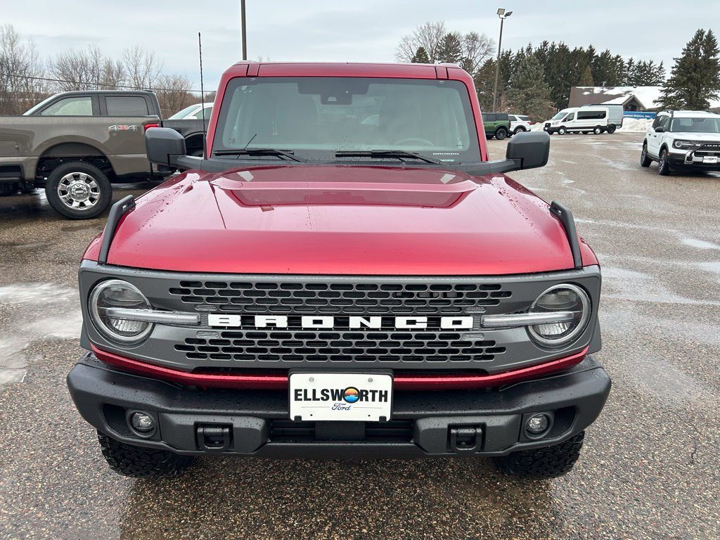 Used 2025 Ford Bronco Badlands AWD/4WD image 2