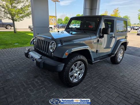 Used 2015 Jeep Wrangler Sahara w/ Connectivity Group AWD/4WD image 1
