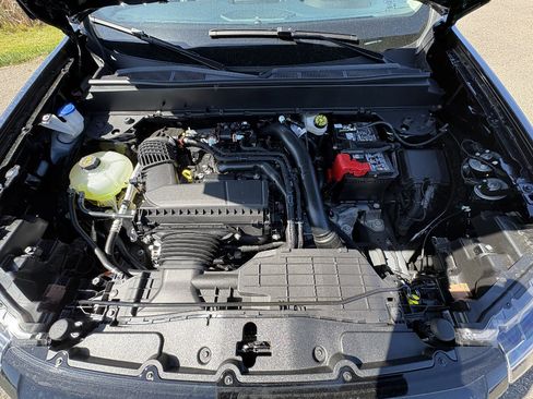 New 2026 Ford Maverick Lariat AWD/4WD image 13