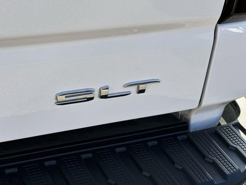 Used 2025 GMC Sierra 1500 SLT image 31