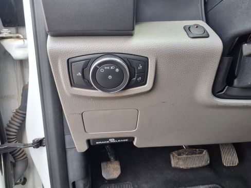 Used 2022 Ford F250 4x4 Regular Cab Super Duty image 12