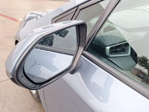 Used 2020 Toyota Corolla LE image 14