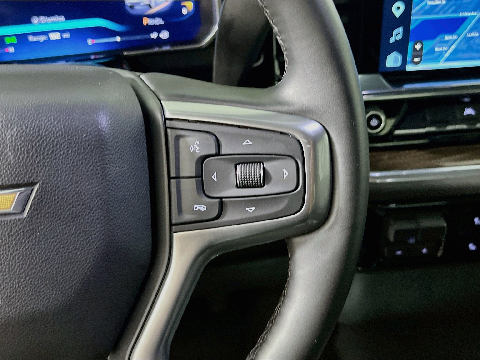 Used 2026 Chevrolet Silverado 1500 LT AWD/4WD image 20
