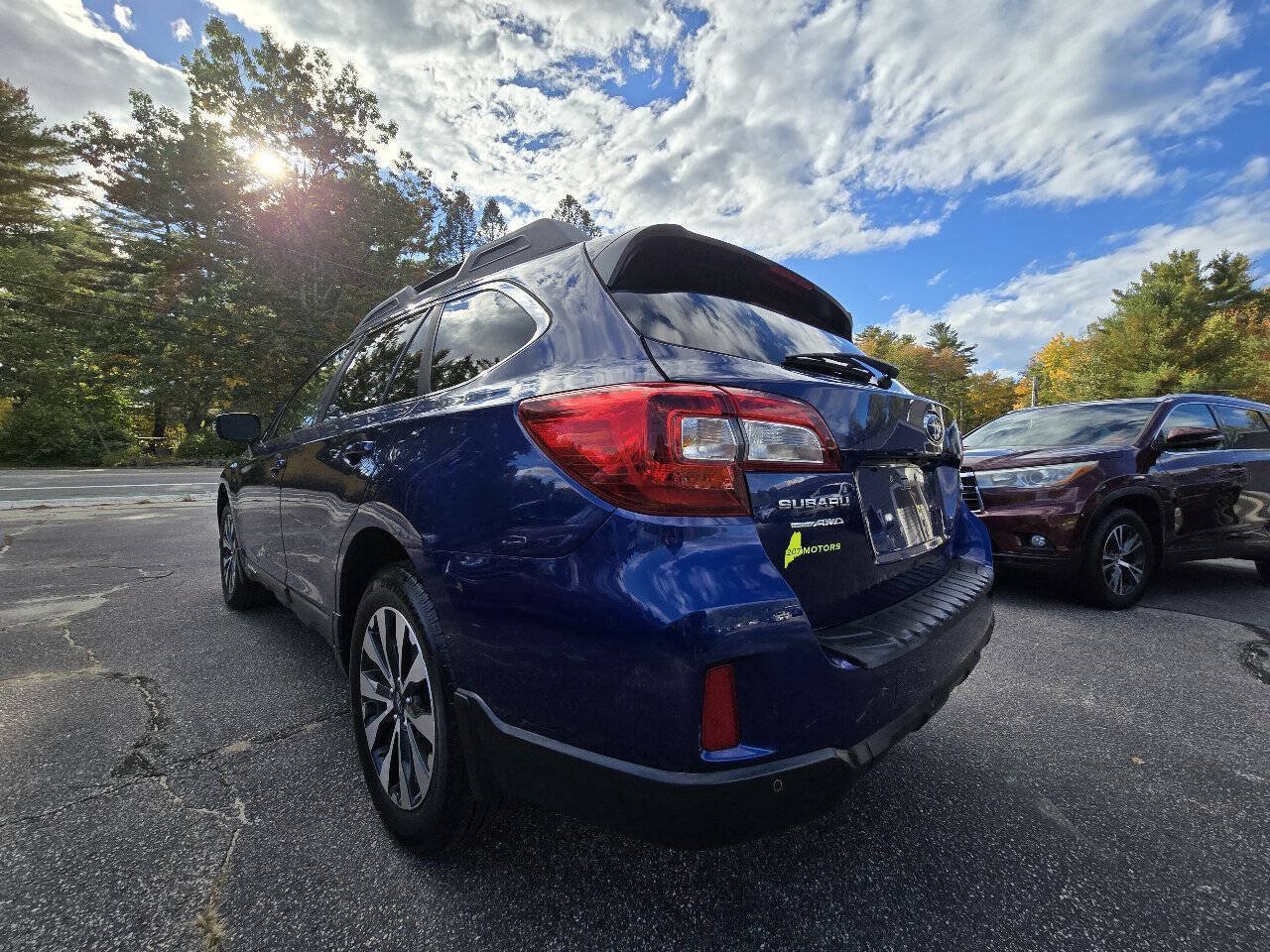 Used 2017 Subaru Outback 2.5i Limited AWD/4WD image 8