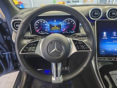 Used 2023 Mercedes-Benz GLC 300 4MATIC image 18