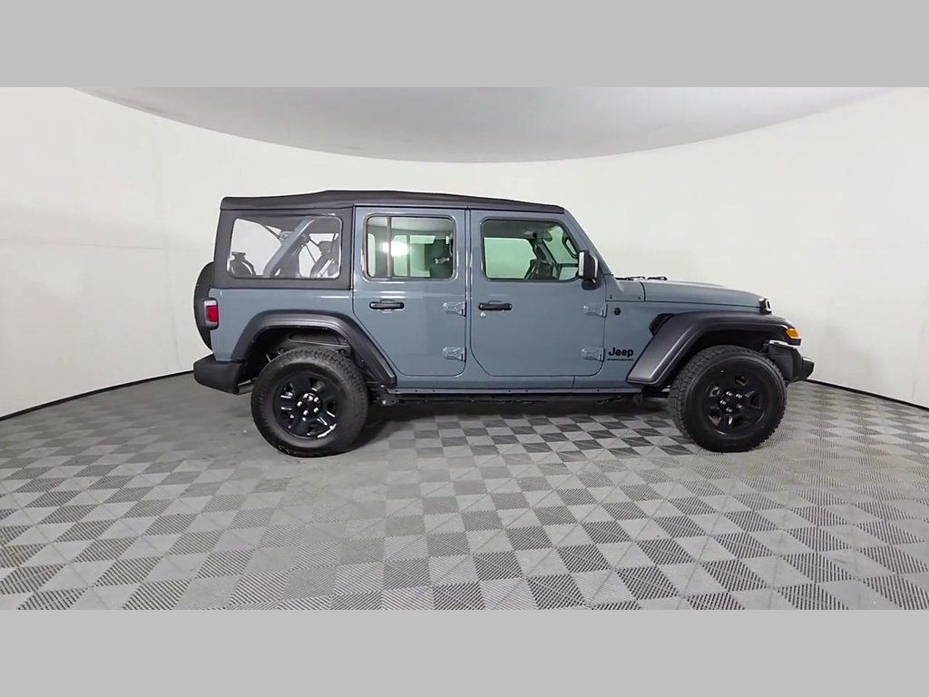 Used 2025 Jeep Wrangler Unlimited Sport AWD/4WD image 37