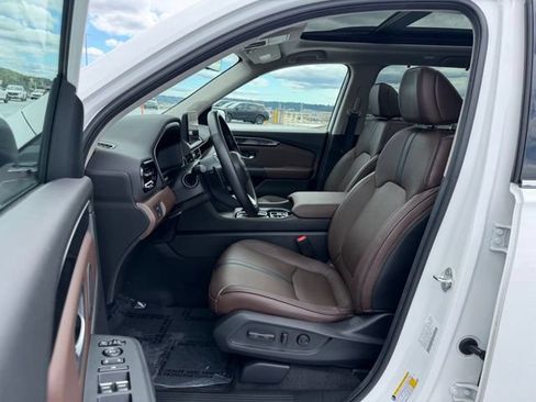 Certified 2024 Honda Pilot Elite image 13