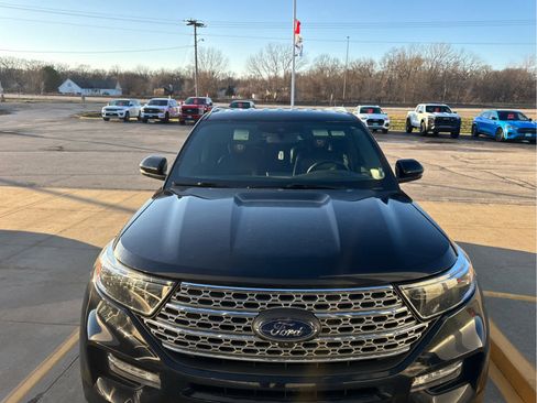 Used 2020 Ford Explorer Limited image 6