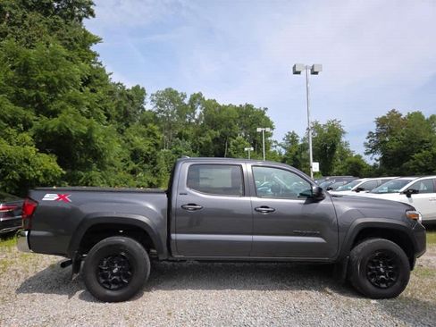 Used 2023 Toyota Tacoma SR5 w/ SX Package AWD/4WD image 4