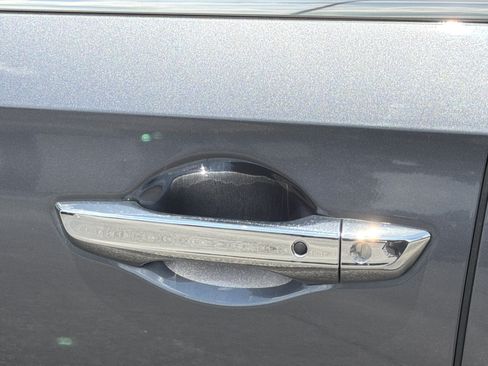 Used 2019 Honda Odyssey Elite image 14