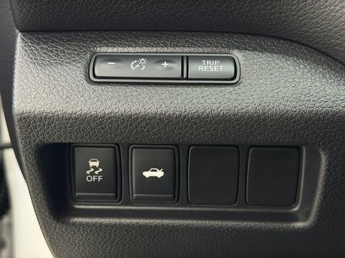 Used 2014 Nissan Altima 2.5 S FWD image 32