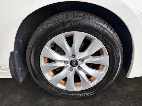 Used 2015 Subaru Legacy 2.5i Premium AWD/4WD image 36