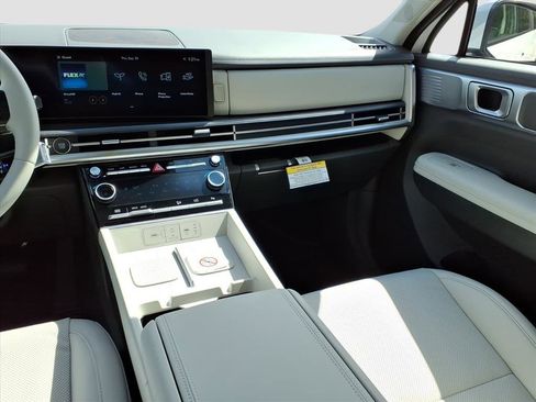 Used 2026 Hyundai Santa Fe SEL image 21