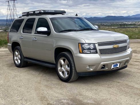 Used 2014 Chevrolet Tahoe LTZ AWD/4WD image 11
