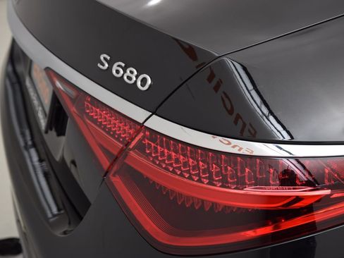 New 2026 Mercedes-Benz Maybach S 680 4MATIC image 14