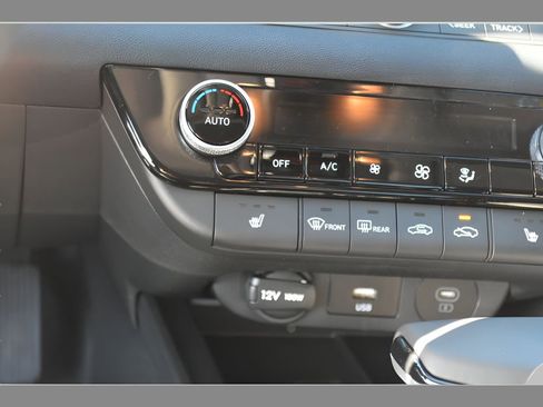 New 2026 Hyundai Elantra Limited FWD image 23