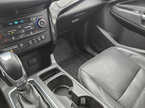 Used 2018 Ford Escape Titanium AWD/4WD image 14