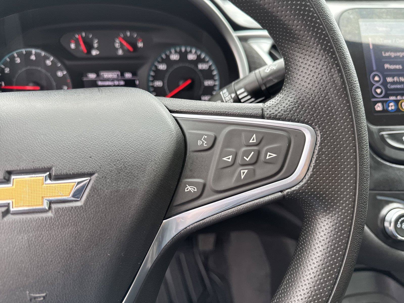 Used 2022 Chevrolet Malibu LS FWD image 32