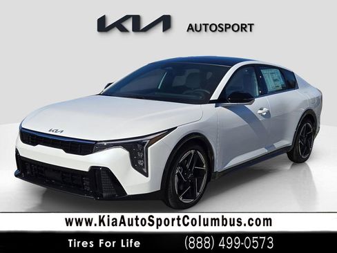 New 2026 Kia K4 GT-Line image 1