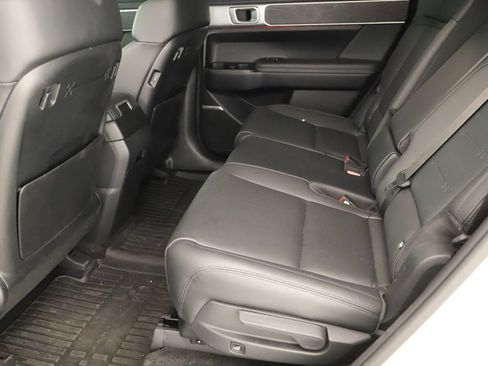 Used 2025 Hyundai Santa Fe Limited FWD image 28