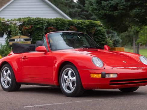 Used 1995 Porsche 911 Carrera RWD image 1