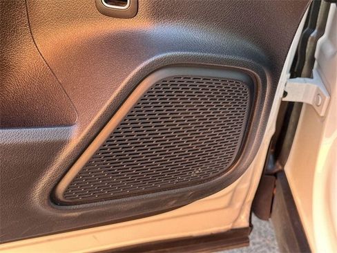 Used 2023 Mercedes-Benz GLB 250 GLB 250 image 22